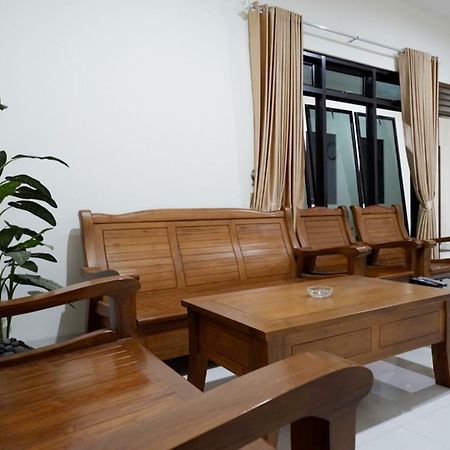 Hotel Reddoorz Near Living Plaza Purwokerto Exteriér fotografie