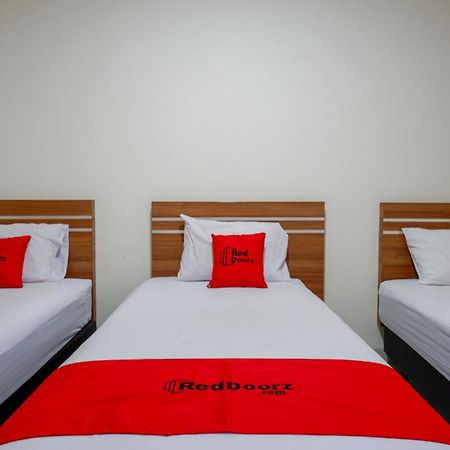 Hotel Reddoorz Near Living Plaza Purwokerto Exteriér fotografie