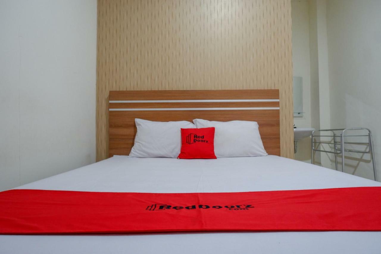 Hotel Reddoorz Near Living Plaza Purwokerto Exteriér fotografie