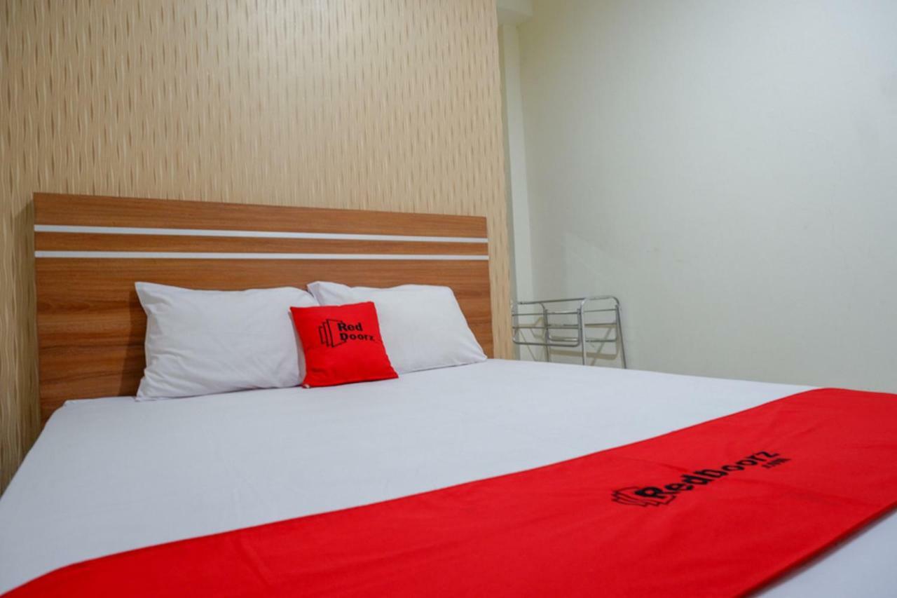 Hotel Reddoorz Near Living Plaza Purwokerto Exteriér fotografie